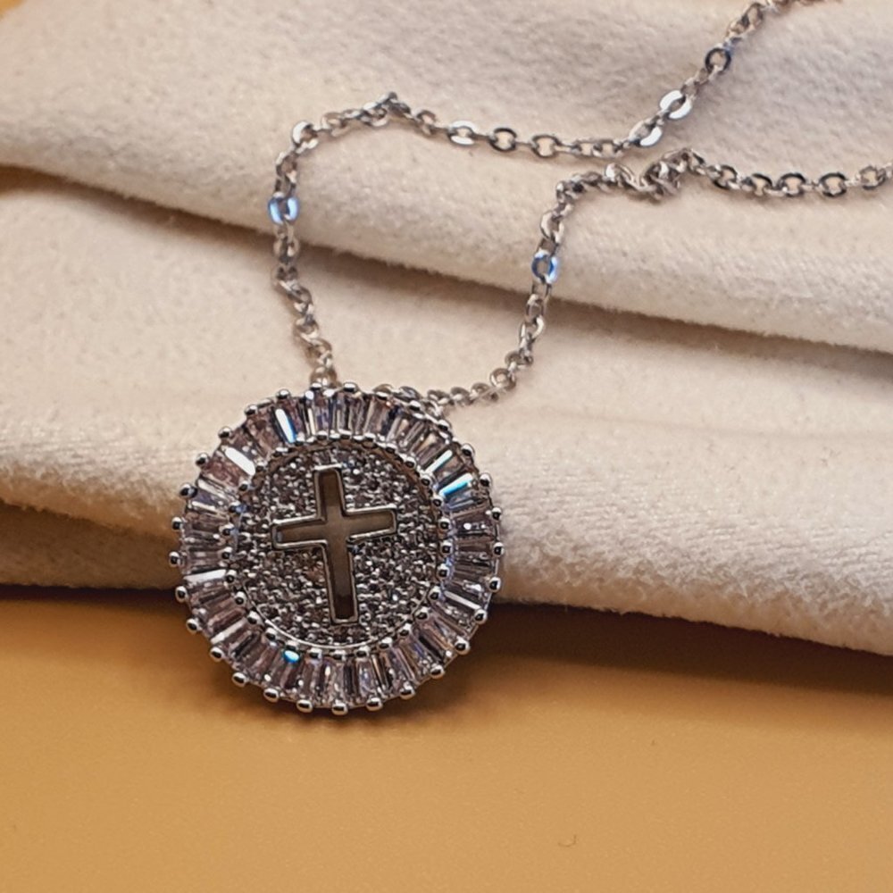 💎Shiny Round Cross Carved CZ Full  Silver Plated Dainty Necklace,, INDN8638 - Picture 4 of 5